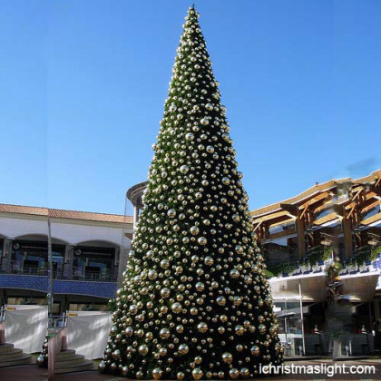 Pre decorated Christmas trees manufacturer