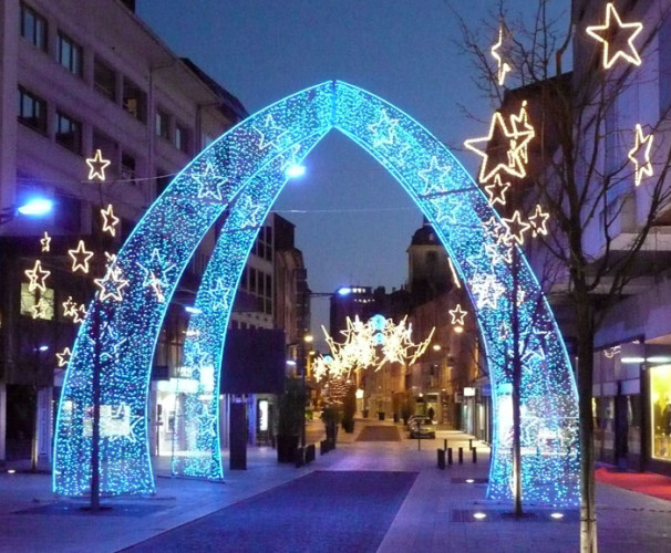 Christmas street blue LED light arch