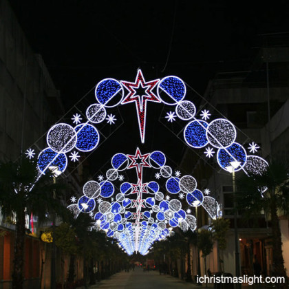 Commercial christmas decorations for street