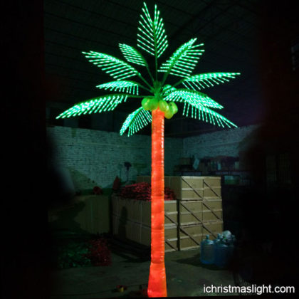 Outdoor LED lighted palm tree for patio