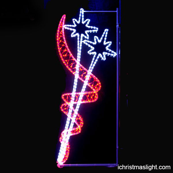Street light pole Christmas decorations | iChristmasLight