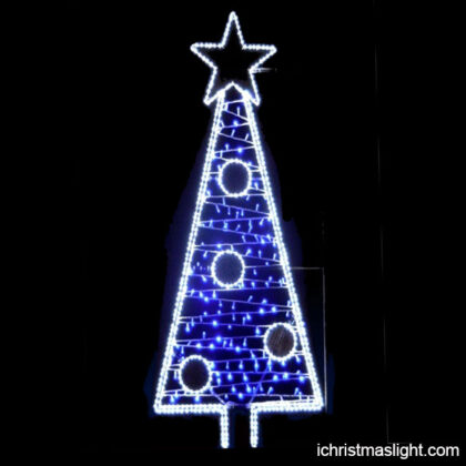 Outdoor Christmas tree lights for poles