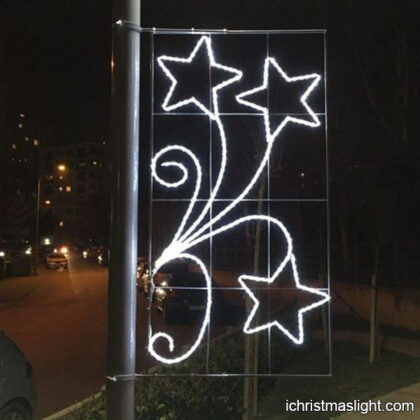 Outdoor pole decorative white light stars