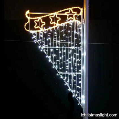 Outdoor pole mounted light star decoration