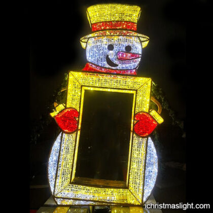 Illuminated snowman photo booth prop